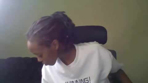 Muffin online show from 04/02/26, 11:02