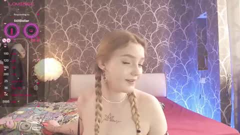 Mia online show from 03/12/26, 01:17