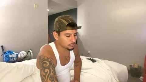 miamiclos1 online show from 01/15/25, 10:24