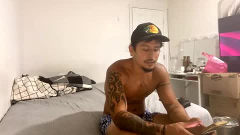 miamiclos1 online show from 10/25/25, 10:15