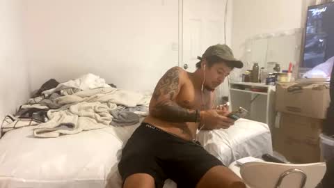 miamiclos1 online show from 11/09/25, 12:58