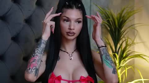 Snapshot of miamicoffee chatting on 09/11/25, 06:41 Miami online show from 09/11/25, 06:41