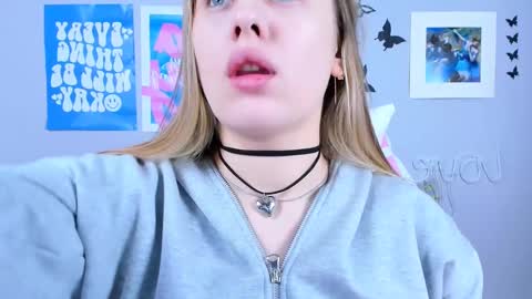 Snapshot of miamilas chatting on 01/06/25, 04:36 miamilas online show from 01/06/25, 04:36