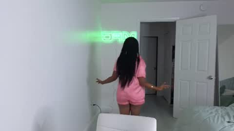 MiamiWorld online show from 08/03/26, 04:00