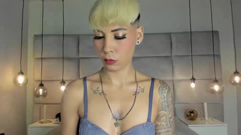 Mia Morgann online show from 01/19/25, 12:50