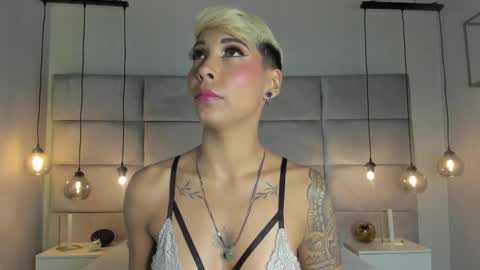 Mia Morgann online show from 01/30/25, 12:06