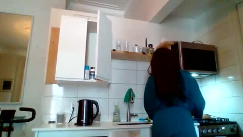 MiaMuffn online show from 04/22/26, 04:30