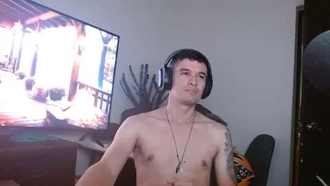 miaou_miaou online show from 12/22/24, 07:44