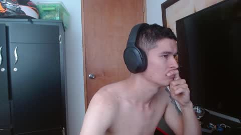 miaou_miaou online show from 02/06/25, 02:04