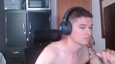 miaou_miaou online show from 02/23/25, 12:48