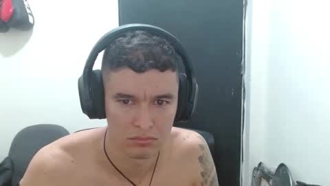 miaou_miaou online show from 11/16/25, 11:32