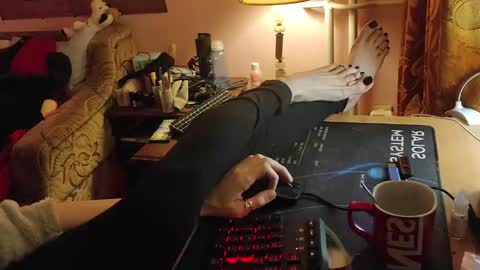 Kristien online show from 02/13/26, 01:01