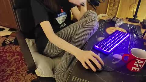 Kristien online show from 03/17/26, 05:49