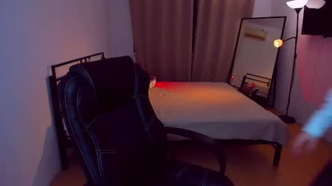 Snapshot of miapaw chatting on 02/07/25, 09:26 Mia online show from 02/07/25, 09:26