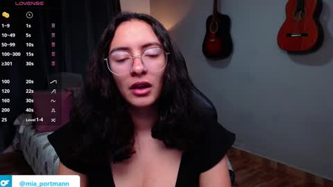 MIAPORTMANN online show from 12/29/24, 09:28