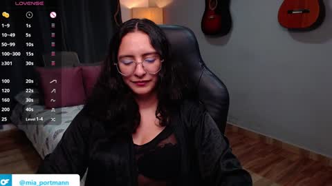 MIAPORTMANN online show from 12/30/24, 10:55