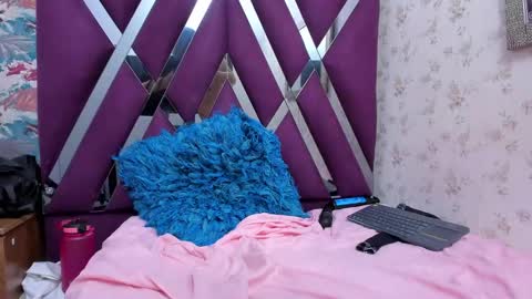 Mia Quevedo online show from 02/28/25, 04:20