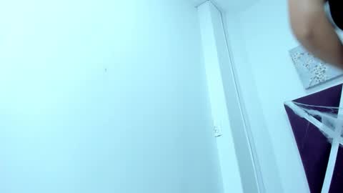 Mia Quevedo online show from 10/29/25, 01:24