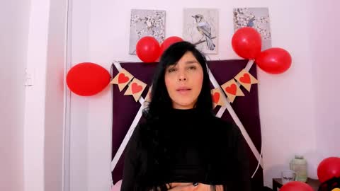 Mia Quevedo online show from 02/12/26, 12:00