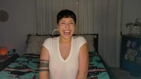 Mia Rivera online show from 05/28/26, 08:00