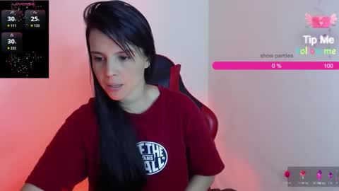 miarobinn_ online show from 11/29/25, 09:12