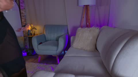 Snapshot of miarouss3 chatting on 01/12/25, 12:01 My name is Mia Please say hello I like to chat with you. If you have requests or dirty talk please use tip online show from 01/12/25, 12:01