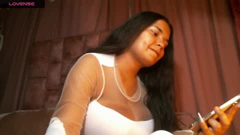 miasaandovaal 22 online show from 05/04/26, 09:22