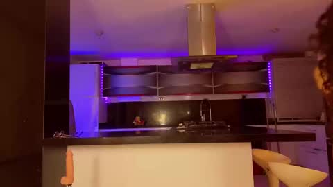 MiaHancock online show from 12/02/24, 10:01