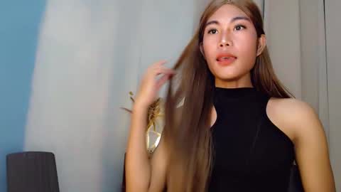 Snapshot of miasex980271 chatting on 04/04/26, 12:31 miasex980271 online show from 04/04/26, 12:31