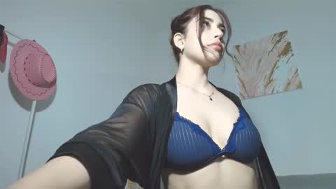 miasilva1 online show from 02/03/26, 11:32