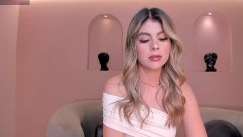 Mia Silva online show from 05/27/26, 11:29