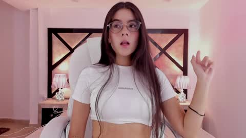 Mia online show from 01/09/25, 09:37