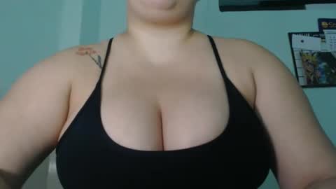 Snapshot of miasp chatting on 01/24/25, 05:11 MiaSP online show from 01/24/25, 05:11