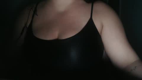 Snapshot of miasp chatting on 01/27/25, 04:09 MiaSP online show from 01/27/25, 04:09