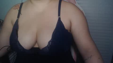 Snapshot of miasp chatting on 01/29/25, 10:01 MiaSP online show from 01/29/25, 10:01