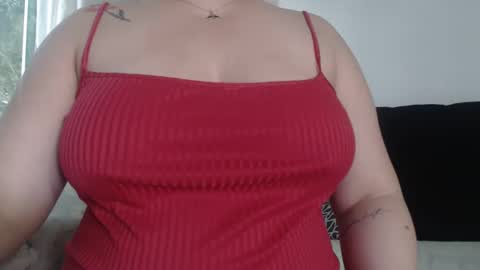 Snapshot of miasp chatting on 09/17/25, 08:10 MiaSP online show from 09/17/25, 08:10