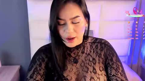 Mia online show from 02/04/26, 08:36