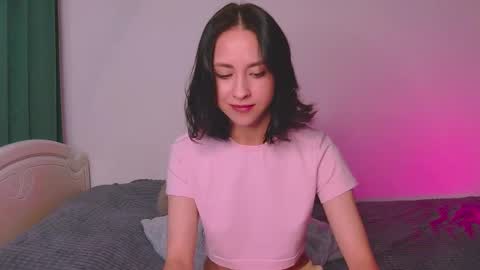 Mia online show from 09/11/25, 06:46