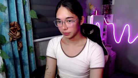 Mia online show from 02/24/26, 07:56