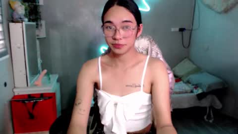 Mia online show from 02/27/26, 09:20