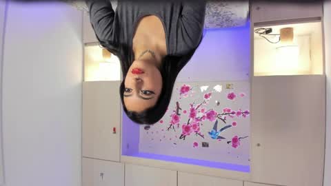 miaturnerr_ online show from 04/01/26, 12:06