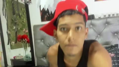 Mariana  online show from 10/19/25, 01:23