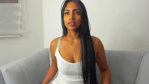 Mia Velvet  online show from 12/02/25, 05:46