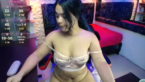 mia online show from 10/15/25, 12:27