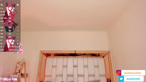 Mia Villalobos online show from 02/08/25, 06:55