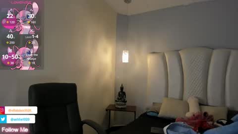 Mia Villalobos online show from 10/01/25, 12:00