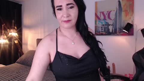 Mia Wilson online show from 02/10/25, 07:47