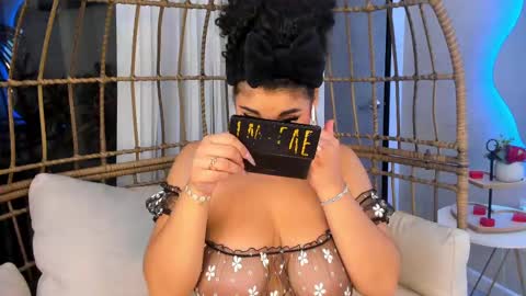 Mia online show from 02/19/25, 10:12