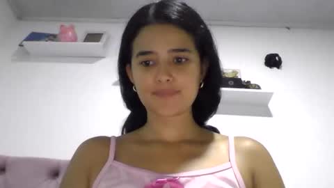 micaelamoreno18 online show from 05/28/26, 02:14