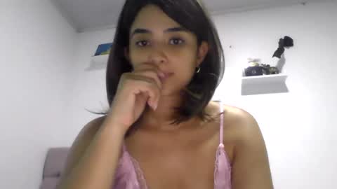 micaelamoreno18 online show from 07/23/26, 04:43